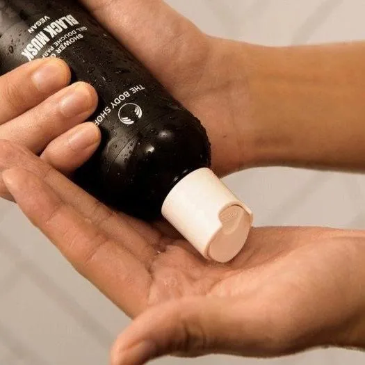 Black Musk Shower Gel The Body Shop