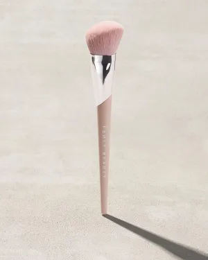 Face Shaping Brush 125 Fenty Beauty