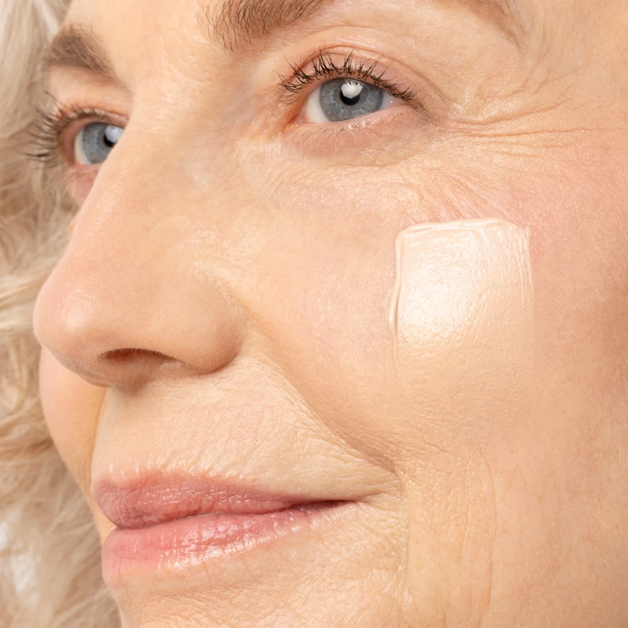 Just Skin Tinted Moisturizer (Canada) Chantecaille
