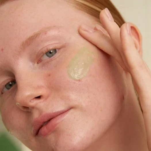 Tea Tree Skin Clearing Daily Scrub The Body Shop