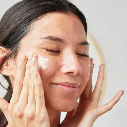Vitamin C Glow Boosting Intense Moisturiser The Body Shop