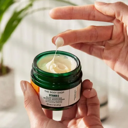 Vitamin C Glow Boosting Intense Moisturiser The Body Shop